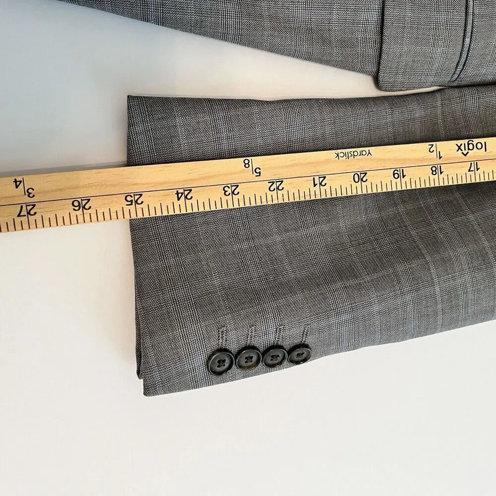 Stafford Classic Fit Travel Grey Glen Plaid Blazer Sport Coat Size 46R  2 Button